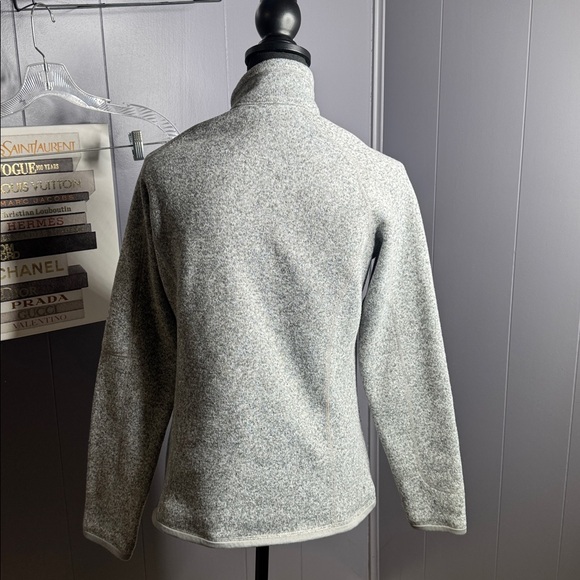 Patagonia Heather Gray Pullover 1/4 zipper - Picture 3 of 5